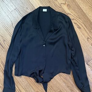 Aritzia Wilfred Tie Front Blouse
